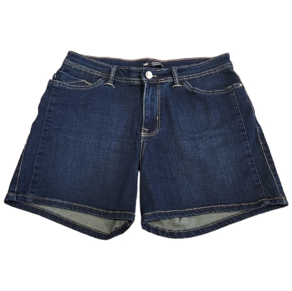 WOMEN'S Lee Modern Series Midrise Fit 5" Dark Wash Shorts, size 12 - Picture 1 of 12